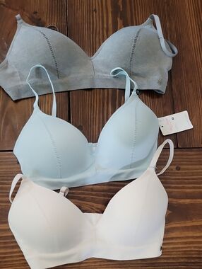 Lucky Brand Wireless Seamless Padded Bras -Set Of 3 Gray, Light Blue & White 34C